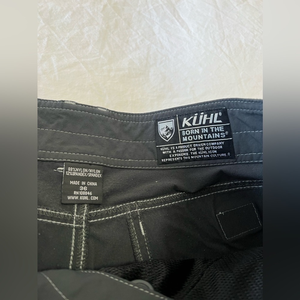 KUHL | Men's SZ 36 | Gray Cargo Hiking Lightweight Utility Activewear Shorts - Picture 2 of 8